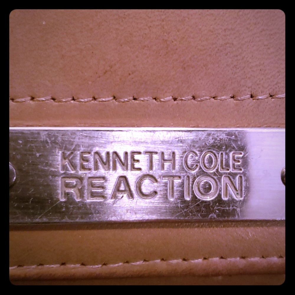 Kenneth Cole Reaction wallet